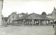 86 Vienne . CPSM FRANCE 86 " Charroux, Les halles"