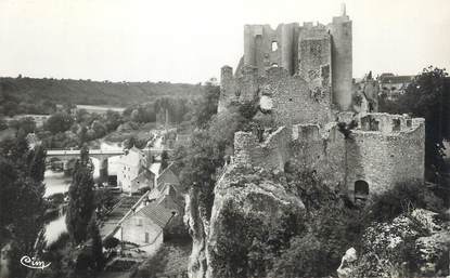 . CPSM FRANCE 86 " Angles sur l'Anglin, Ruines du château féodal"