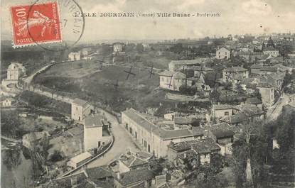 . CPA  FRANCE 86 " L'Isle Jourdain, Ville basse"