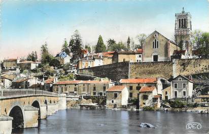 . CPSM   FRANCE 86 " L'Isle Jourdain, Le pont St Sylvain, vue sur l'église"