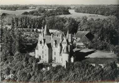 . CPSM  FRANCE 86 " Antigny, Vue aérienne du château de Boismorand"