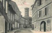 32 Ger . CPA FRANCE 32 "  Lombez, La grande rue et le clocher"