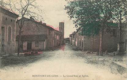 . CPA FRANCE 32 "Monfort du Gers, La grande rue et  l'église"