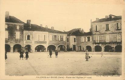 . CPA FRANCE 32 "Valence sur Baise, Place de l'église"