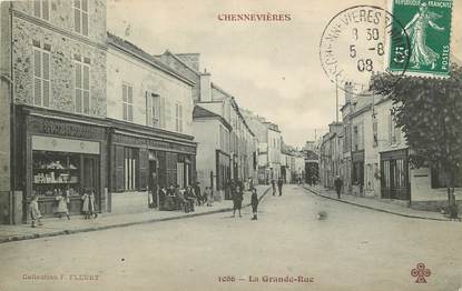 CPA FRANCE 94 "Chennevières sur Marne, la Grande rue, Mercerie"