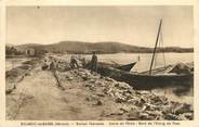 34 Herault . CPA FRANCE 34 "Balaruc les Bains, Scène de pêche, bord de l'étang de Thau"
