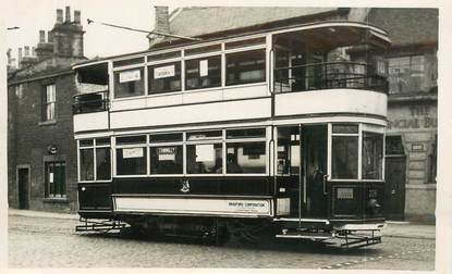  CARTE  PHOTO  ROYAUME UNI   /  TRAMWAY / BUS