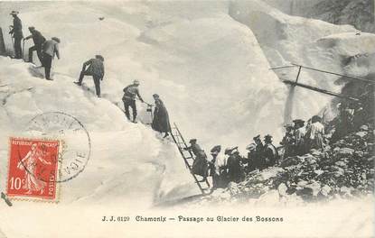 CPA ALPINISME "Chamonix, Passage au Glacier des Bossons"