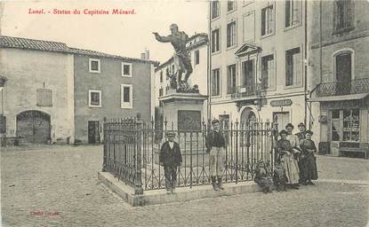 .CPA  FRANCE 34 "Lunel, Statue du Capitaine Ménard"