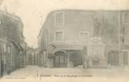 34 Herault .CPA  FRANCE 34 "  Sigean, Place de la République et Grande Rue"