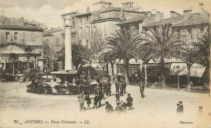 CPA FRANCE 06 "Antibes, la Place Nationale "