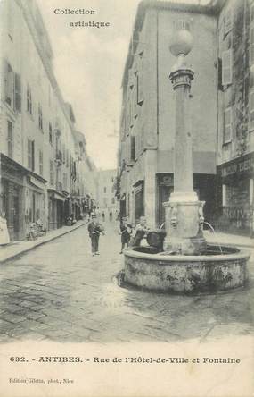 CPA FRANCE  06 "Antibes, la rue de l'Hotel de ville et la fontaine"