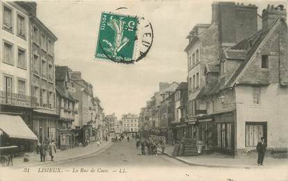 CPA FRANCE 14 "Lisieux, la rue de Caen"