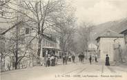 73 Savoie . CPA   FRANCE  73 "Ugine, Les fontaines, avenue des usines"