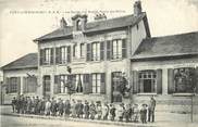 77 Seine Et Marne CPA FRANCE 77  "Fontaine Fourches, la Mairie et les Ecoles"