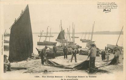 CPA  FRANCE 29 "Nos marins bretons, l'Equipage faisant la toilette de la grand'voile" / BOTREL