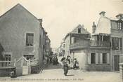 14 Calvado .CPA FRANCE 14 "Arromanches les Bains, Rue de Bayeux"