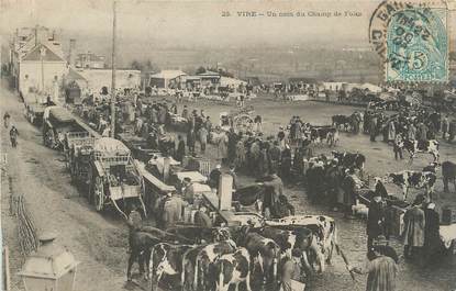 .CPA  FRANCE 14  "Vire, Un coin du champ de foire"