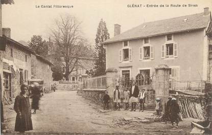 .CPA FRANCE 15 "Glénat, Entrée de la route de Siran"