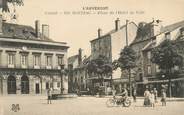 15 Cantal .CPA FRANCE 15   "Mauriac, Place de l'Hôtel de Ville"