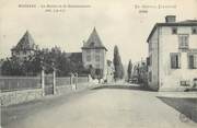 15 Cantal .CPA FRANCE 15   "Massiac, La route et la Gendarmerie"