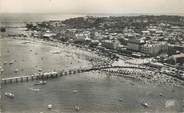 33 Gironde CPSM FRANCE 33 "Arcachon, Place Thiers et la plage"