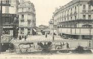 16 Charente .CPA FRANCE 16  "Angoulème, Rue des halles centrales"