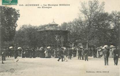CPA FRANCE 89 "Auxerre, la musique militaire au kiosque"