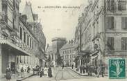 16 Charente .CPA  FRANCE 16  "Angoulème, Rue des Halles"