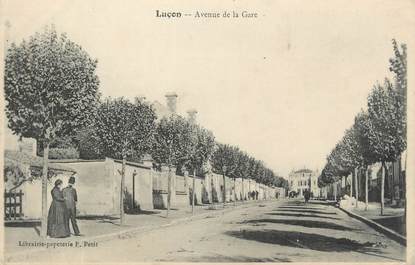 .CPA  FRANCE 85 " Luçon, L'avenue de la Gare "