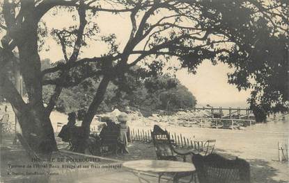 .CPA  FRANCE 85 " Ile de  Noirmoutier, Terrasse de l'Hôtel Beau Rivage"