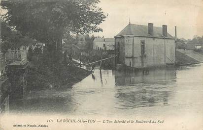 .CPA FRANCE 85 " La Roche sur Yon,  L'Yon débordé et le Boulevard du Sud)