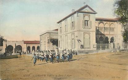 CPA ALGERIE "Sétif, Hotel de Ville et la Porte d'Alger"