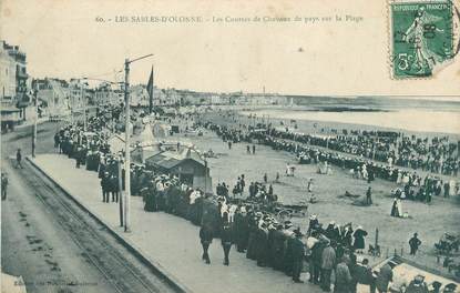 .CPA FRANCE 85 "Les Sables d'Olonne,  Les courses de chevaux de pays sur la plage"