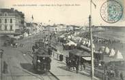 85 Vendee .CPA FRANCE 85 "Les Sables d'Olonne, Côté ouest de la plage à l'heure des bains" / TRAM