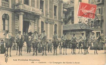 CPA FRANCE 65 "Cauterets,  la compagnie des guides à cheval"