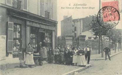 CPA FRANCE 94 "Alfortville, rue Véron et Place Victor Hugo"