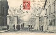 38 Isere .CPA FRANCE 38 " Vienne, Quartier de la cavalerie"