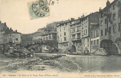 .CPA FRANCE 38 " Vienne, La gère et le vieux pont"