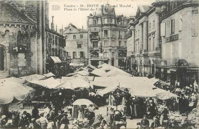 .CPA FRANCE 19 " Brive, Le grand marché, Place de l'Hôtel de Ville"
