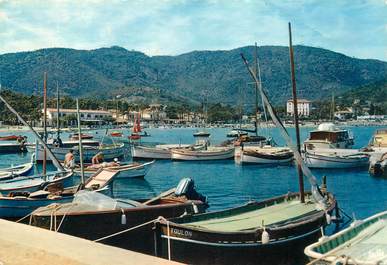  CPSM FRANCE 83 "Cavalaire  sur Mer,  les Hotels vus du Port"