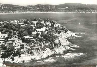  CPSM FRANCE 83 "Cavalaire  sur Mer, le Cap et vue sur la Croix Valmer"