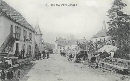 .CPA FRANCE 19 "eygurande, Une rue"