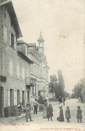 .CPA FRANCE 19  "Larche, La Mairie"