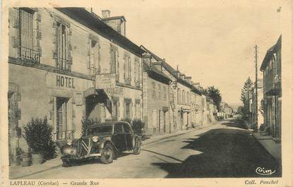 .CPA FRANCE 19  "Lapleau, Grande rue"