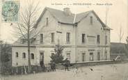 19 Correze .CPA  FRANCE 19  "Peyrelevade, Maison d'école"