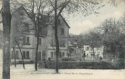 .CPA  FRANCE 19  "Treignac,  Place de la République"