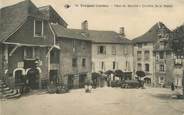 19 Correze .CPA  FRANCE 19  " Treignac,  Place du Marché, quartier de la Mairie"