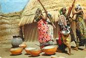 Afrique CPSM  GHANA "Femmes pilant le manioc"