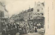 21 Cote D'or .CPA  FRANCE 21 "Semur, Le marché sur la place Notre Dame"